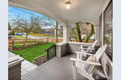 749 N 96th Street, Seattle, WA 98103 - Photo 4