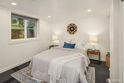 749 N 96th Street, Seattle, WA 98103 - Photo 28
