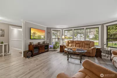 901 SW Barrington Drive, Oak Harbor, WA 98277 - Photo 8