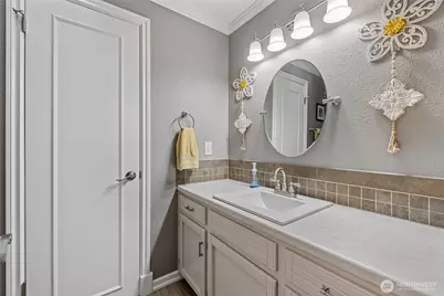 901 SW Barrington Drive, Oak Harbor, WA 98277 - Photo 20