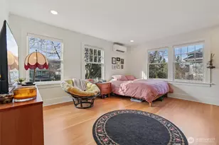 5230 16th Ave NE, Seattle, WA 98105 - Photo 10