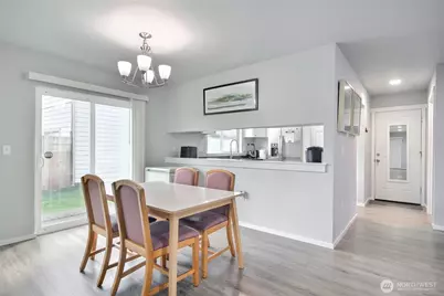 1430 SW 352nd Ct, Federal Way, WA 98023 - Photo 8