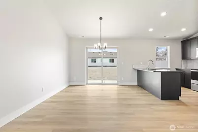 215 Lessor Loop, Moses Lake, WA 98837 - Photo 8