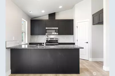 215 Lessor Loop, Moses Lake, WA 98837 - Photo 10