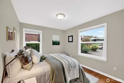 9047 37th Avenue SW, Seattle, WA 98126 - Photo 10