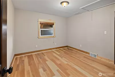 115 E Third Street, Cle Elum, WA 98922 - Photo 18