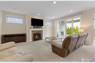 20906 83rd Street Ct E, Bonney Lake, WA 98391 - Photo 6