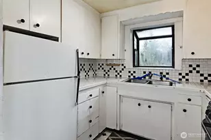 1357 S Shelton St, Seattle, WA 98108 - Photo 28