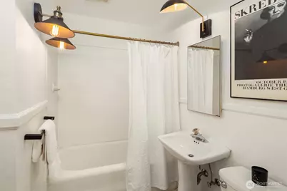 408 Bellevue Ave E #306, Seattle, WA 98102 - Photo 12