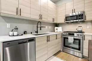 7753 26th Ave NW, Seattle, WA 98117 - Photo 12