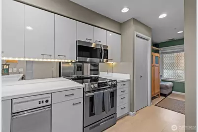 420 Melrose Avenue E #603, Seattle, WA 98102 - Photo 10