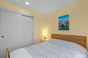 420 Melrose Ave E, Seattle, WA 98102 - Photo 22