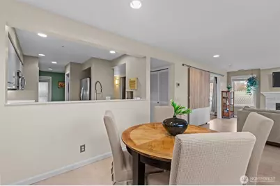 420 Melrose Avenue E #603, Seattle, WA 98102 - Photo 8