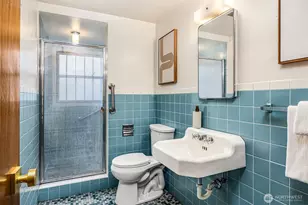 5726 SW Spokane St, Seattle, WA 98116 - Photo 26