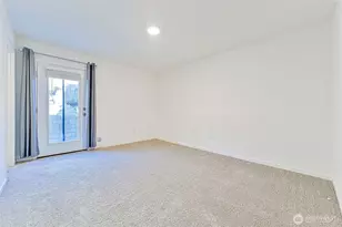 10001 Kings Lndg Ave NW, Bremerton, WA 98311 - Photo 4