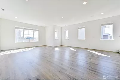 10001 Kings Landing Avenue NW, Bremerton, WA 98311 - Photo 12