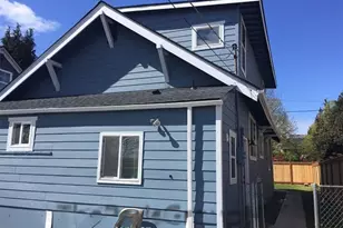 5454 35th Ave SW, Seattle, WA 98126 - Photo 2