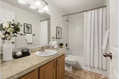 10018 NE 127th Place #B109, Kirkland, WA 98034 - Photo 16