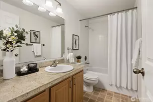 10018 NE 127th Pl, Kirkland, WA 98034 - Photo 16