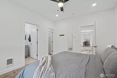 8365 Golden Valley Boulevard, Maple Falls, WA 98266 - Photo 14