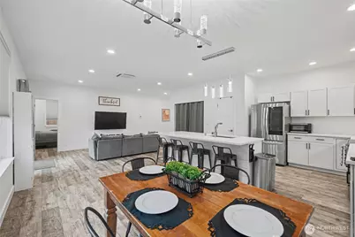 8365 Golden Valley Boulevard, Maple Falls, WA 98266 - Photo 4