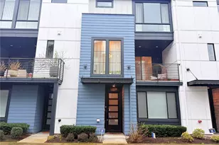 2422 217th St SE, Bothell, WA 98021 - Photo 2