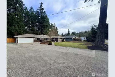 8401 112th Street SW, Lakewood, WA 98498 - Photo 2