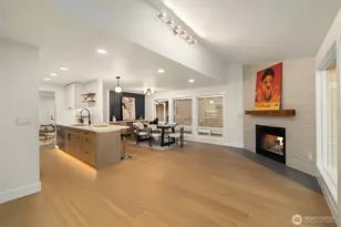 1039 NE 113th St, Seattle, WA 98125 - Photo 22