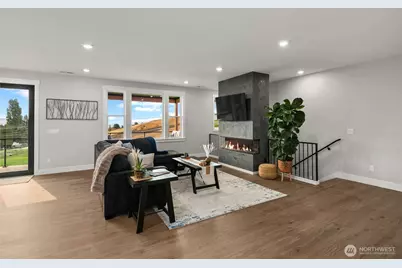 838 Autumn Crest Drive, Wenatchee, WA 98801 - Photo 4