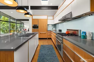 3055 44th Ave W, Seattle, WA 98199 - Photo 10