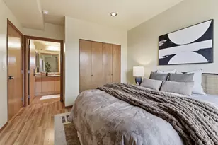 668 S Lane St, Seattle, WA 98104 - Photo 18