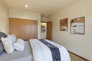 668 S Lane St, Seattle, WA 98104 - Photo 24