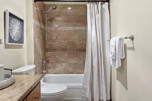 668 S Lane St, Seattle, WA 98104 - Photo 22