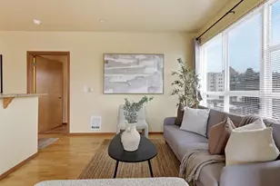 668 S Lane St, Seattle, WA 98104 - Photo 4