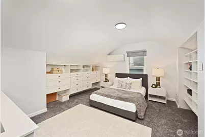 900 W Emerson Street, Seattle, WA 98119 - Photo 14