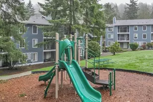 4635 W Lake Sammamish Pkwy SE, Issaquah, WA 98027 - Photo 4