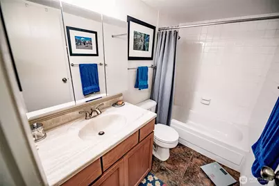 4635 W Lake Sammamish Parkway SE #G305, Issaquah, WA 98027 - Photo 6