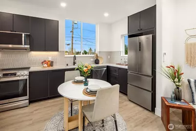 9029 8th Avenue NW #C, Seattle, WA 98117 - Photo 8