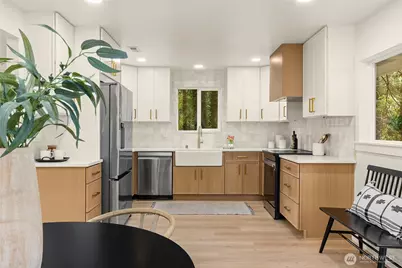 14442 Phelps Road NE, Bainbridge Island, WA 98110 - Photo 16