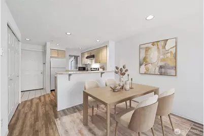 15711 Waynita NE #H301, Bothell, WA 98011 - Photo 6