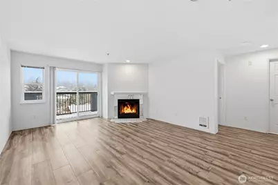 15711 Waynita NE #H301, Bothell, WA 98011 - Photo 6