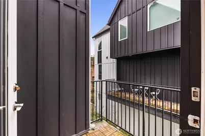 13335 Greenwood Avenue N #D, Seattle, WA 98133 - Photo 18