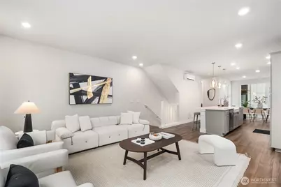 13335 Greenwood Avenue N #D, Seattle, WA 98133 - Photo 4