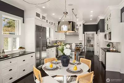 7020 92nd Avenue SE, Mercer Island, WA 98040 - Photo 6