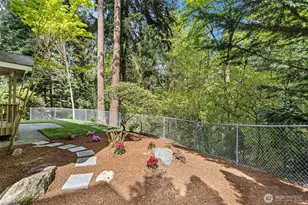 4800 152nd Pl SE, Bellevue, WA 98006 - Photo 2