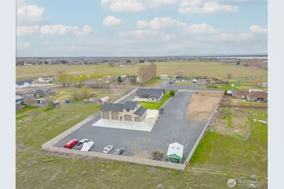 7342 Redmond Road NE, Moses Lake, WA 98837 - Photo 2
