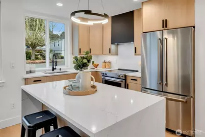 6400 Fauntleroy Way SW, Seattle, WA 98136 - Photo 6