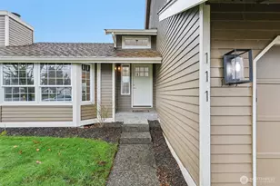 111 Chinook Ave, Enumclaw, WA 98022 - Photo 2