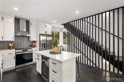 4018 Beach Drive SW, Seattle, WA 98116 - Photo 10