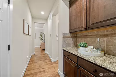 2819 102nd Place NE, Bellevue, WA 98004 - Photo 18